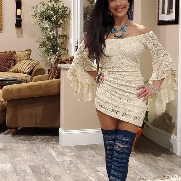 VARIOUS Clothing XS, S, M -  SHOES - Sizes 7, 7.5, 8, JEWELRY, PURSES, DOG items - Picture 10 of 15